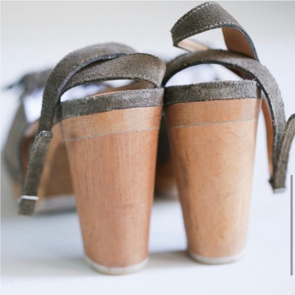 A Détacher Moss Grey Suede High Heel Clogs - 7 - Picture 5 of 6